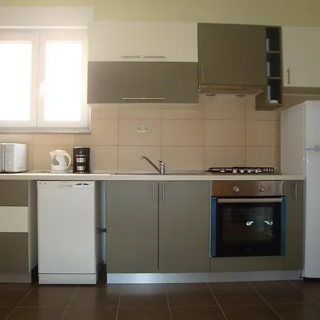 Zoya Apartment